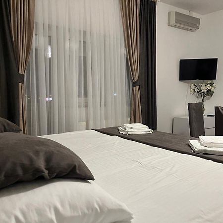 Rooms Laguna Сесвете Екстериор снимка