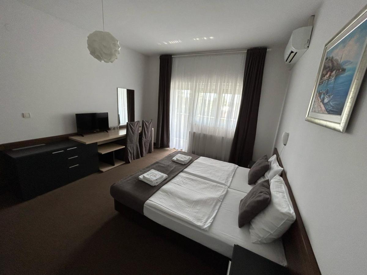 Rooms Laguna Сесвете Екстериор снимка