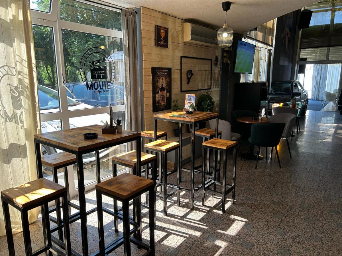 Rooms Laguna Сесвете Екстериор снимка