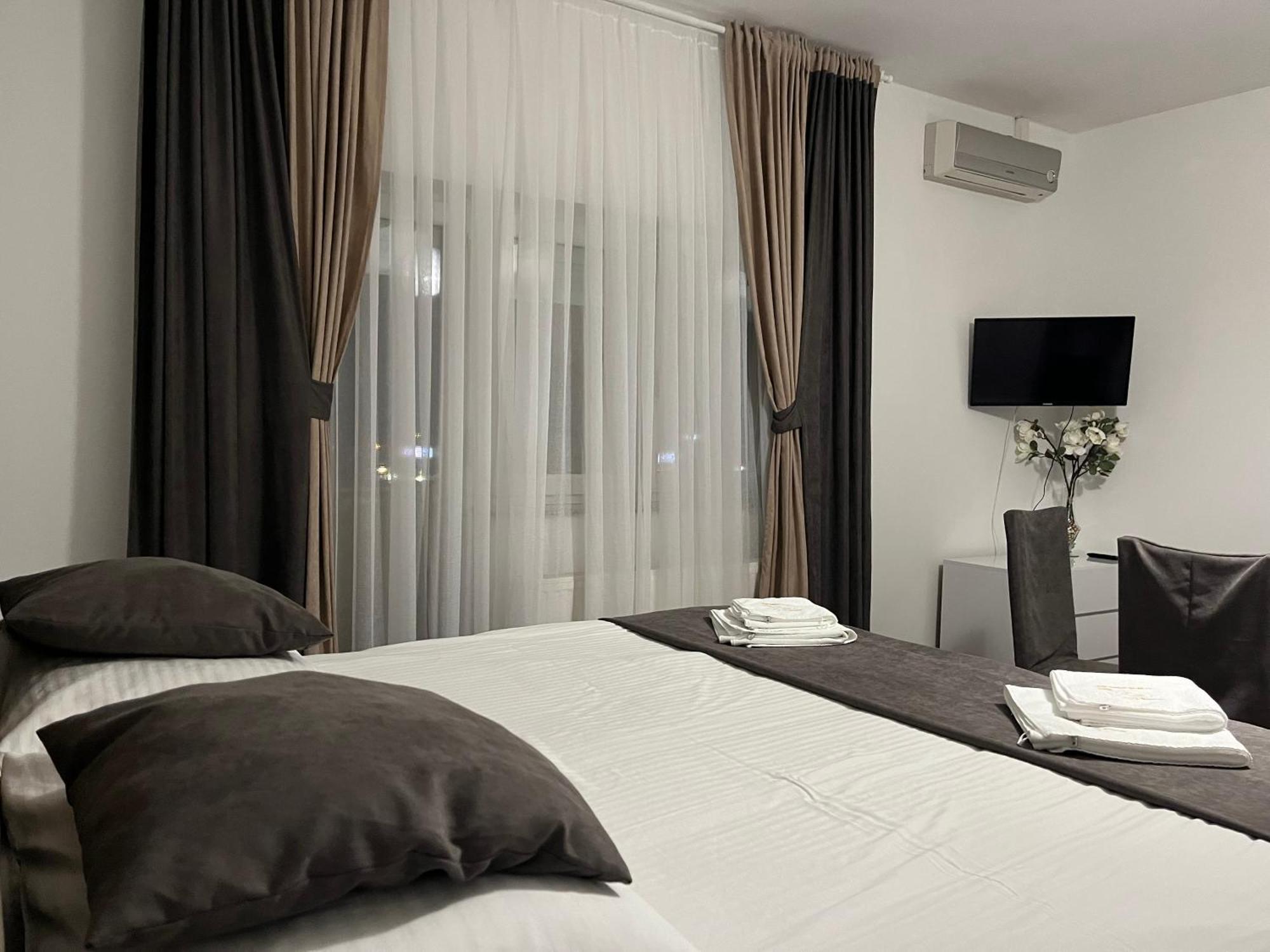 Rooms Laguna Сесвете Екстериор снимка