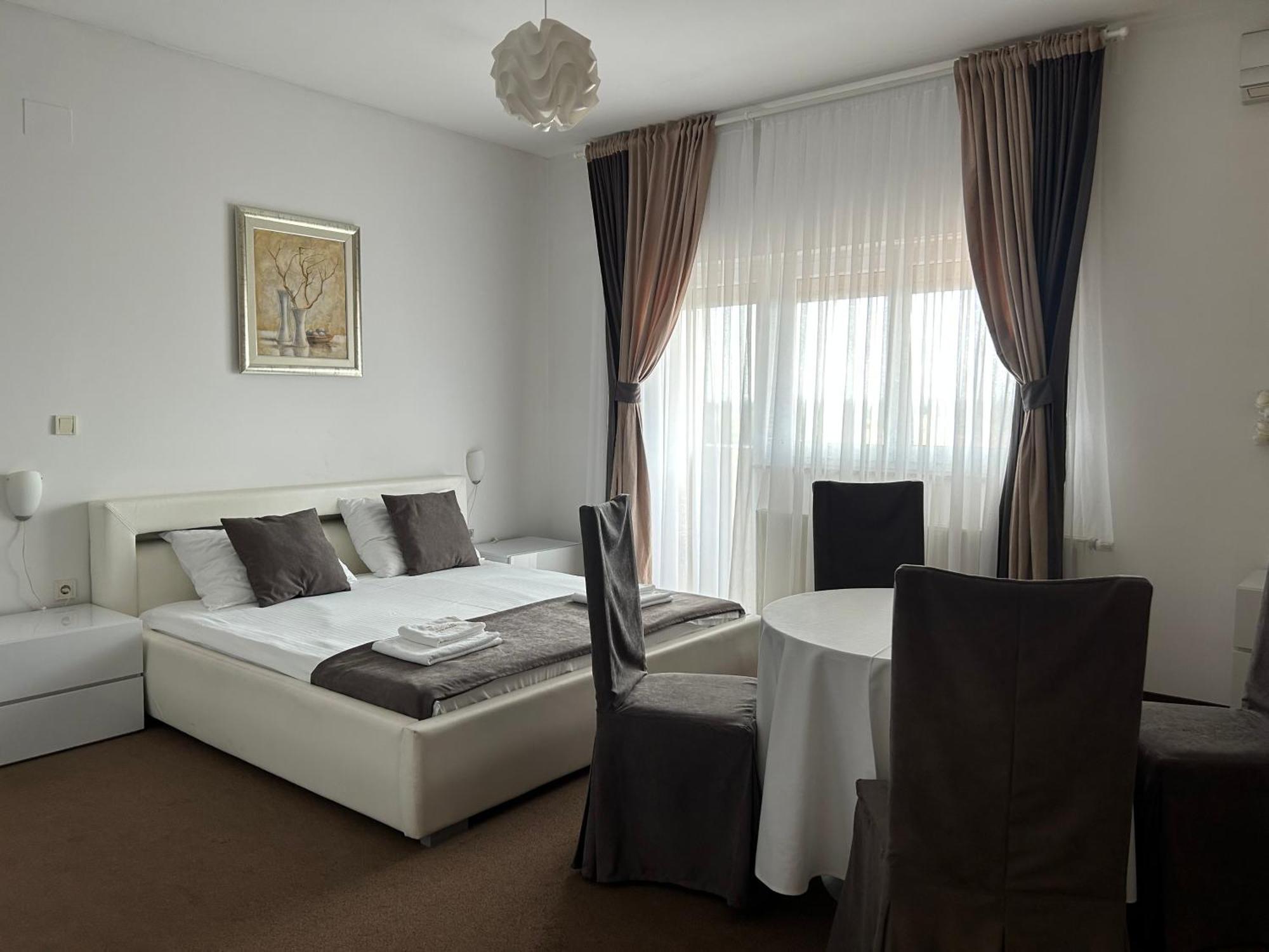 Rooms Laguna Сесвете Екстериор снимка