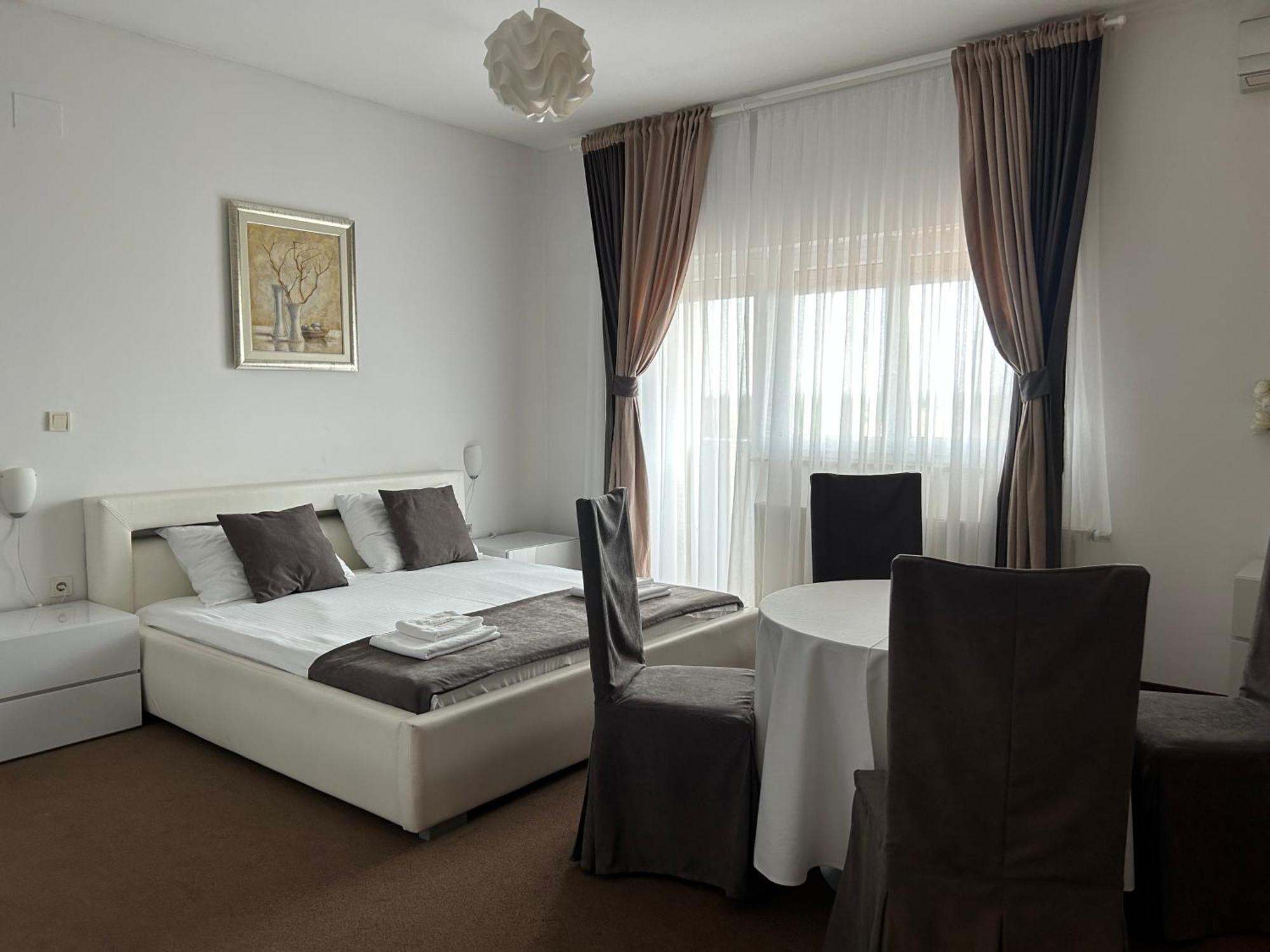 Rooms Laguna Сесвете Екстериор снимка